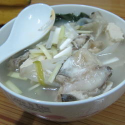 鱼头豆腐汤的做法[图]