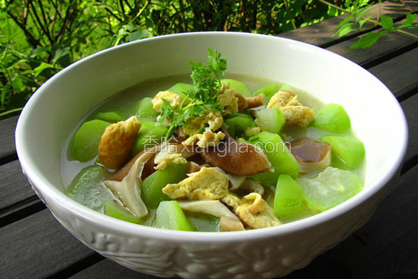 鸡蛋瓠子猪肚菇