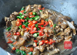 地锅鸡的做法图解12