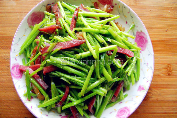 芦蒿炒牛肉