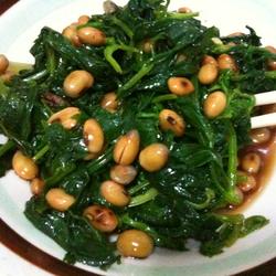 爽口黄豆芹菜叶的做法[图]