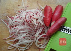 糖醋水萝卜的做法图解2