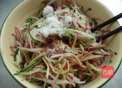 糖醋水萝卜的做法图解6