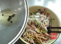 糖醋水萝卜的做法图解8