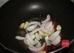 橄榄油洋葱焗牛蛙的做法图解4