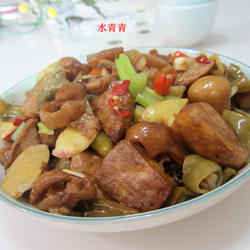 香芋咸辣大肠的做法[图]
