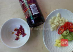 陈醋辣椒炒包菜的做法图解2