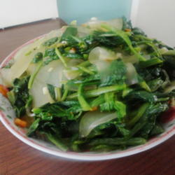 菠菜拌粉皮的做法[图]
