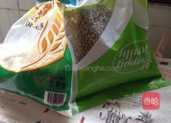 红枣绿豆粥的做法图解1