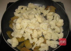 榨菜炒花菜的做法图解9