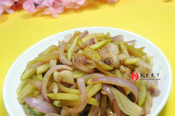 洋葱肉丝炒夜开花