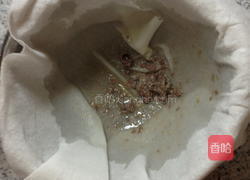 榨菜肉絲紫水晶麵的做法图解14