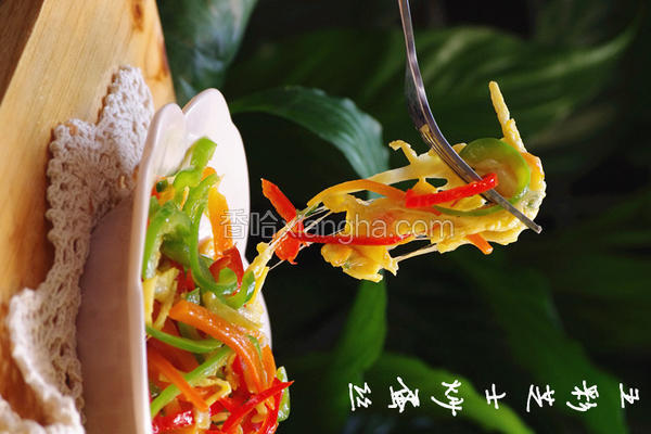 彩蔬芝士炒蛋丝