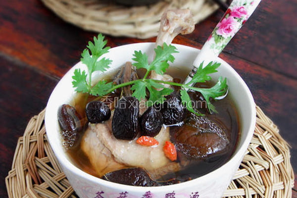 茶菇煲番鸭
