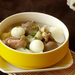 菌菇杂烩汤的做法[图]