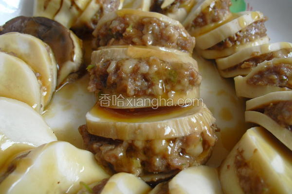 清蒸蚝油鲍菇夹