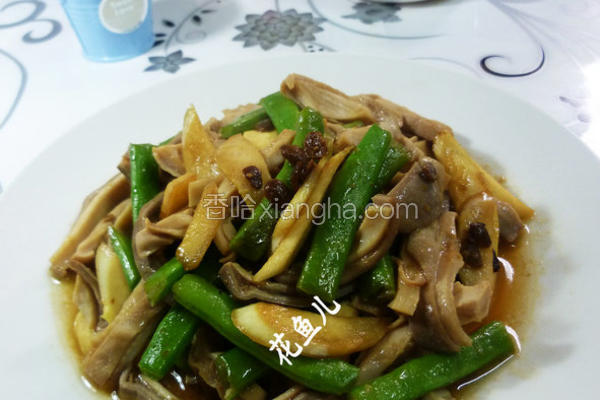 茭白梅豆炒猪肚