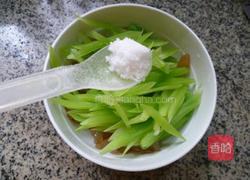 莴笋拌海蜇的做法图解7