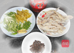 鼓香鸡爪的做法图解1