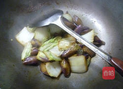 茄子炒大白菜的做法图解12