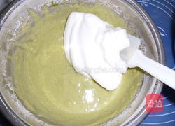 毛毛虫蛋糕卷的做法图解7