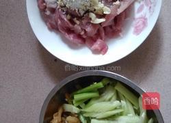 榨菜肉丝的做法图解2