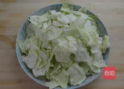 手撕包菜的做法图解2