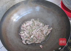 榨菜炒肉丝的做法图解3