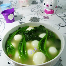 上汤鹌鹑蛋菠菜的做法[图]