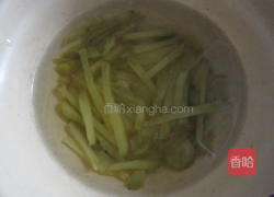骨汤煮面的做法图解2