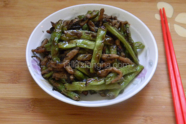 揽菜肉丝炒扁豆