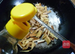 香干炒萝卜干的做法图解8