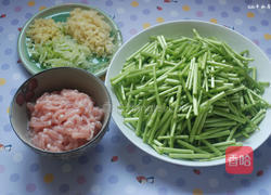 肉丝炒芦蒿的做法图解2