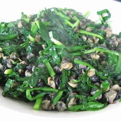 螺蛳肉炒韭菜的做法[图]