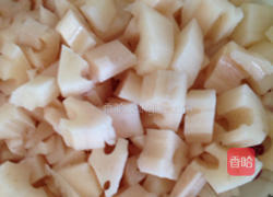 藕丁炒肉的做法图解1