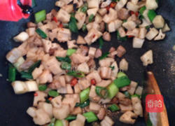 藕丁炒肉的做法图解13