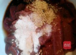 猪肝炒红椒的做法图解2