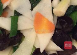 黑木耳炒山药的做法图解2