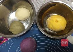 多彩螺纹小馒头的做法图解1