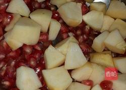 石榴苹果混合果汁的做法图解1