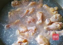 姜葱焖鸡腿的做法图解2