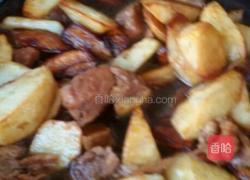 土豆煨牛肉的做法图解3