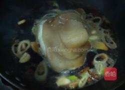 冰糖肘子的做法图解9