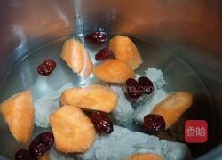 苦瓜蜜枣排骨汤的做法图解2