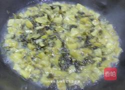 炒客家酸菜的做法图解4