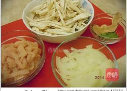 椰浆咖哩鸡柳条的做法图解1