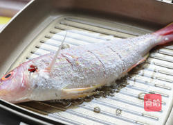 绿咖哩麻婆鱼的做法图解4