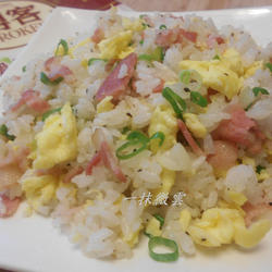 培根蛋炒饭的做法[图]