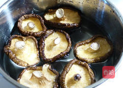 古早味香菇卤蹄筋的做法图解1
