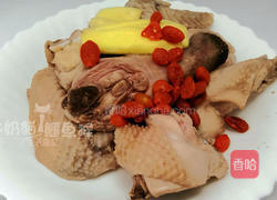 枸杞鸡汤的做法图解1